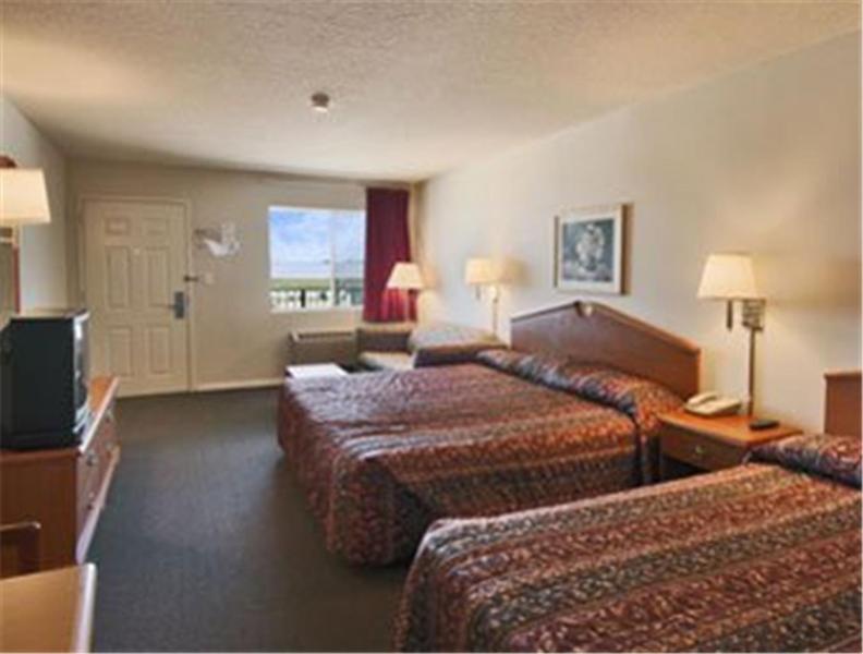 Summit Inn Hempstead חדר תמונה